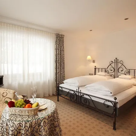 Inselklause Hotel